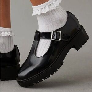 Worn Once || Mary Janes